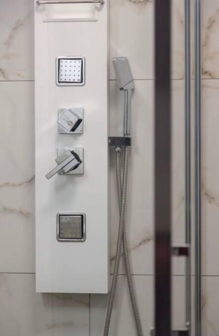 Luxurious Studio Located In The Heart Of 부다페스트 외부 사진